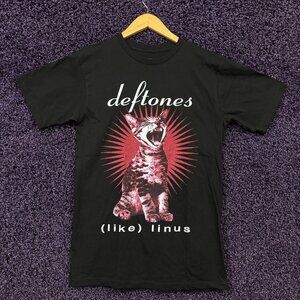Deftones Like (Linus) T-Shirt Size Large
